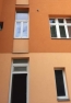 Dům ze dvora
