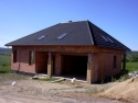 Dům